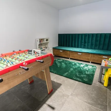 Goralska Dolina Jacuzzi & Sauna 木屋 扎科帕内