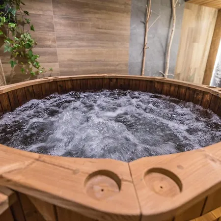 Góralska Dolina Jacuzzi&sauna Chalé